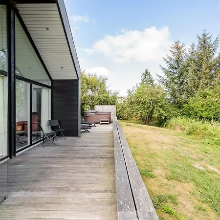 Rudolf - 95m From The Sea By Interhome *